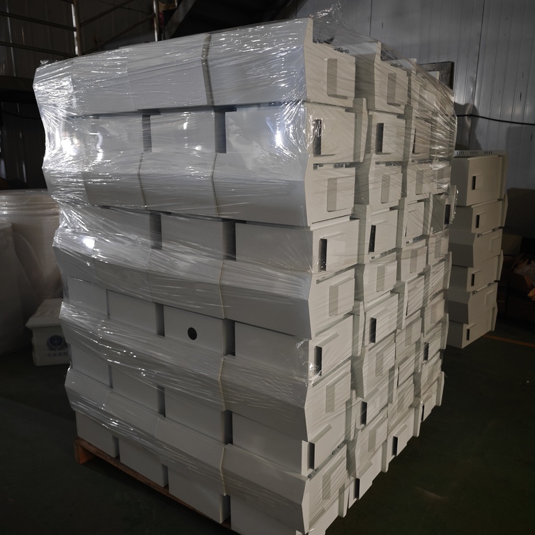 Ouyue Electrics distributionsbokse blev sendt til Canada i to partier, hvilket demonstrerer dets multi-kategori eksportkapacitet
